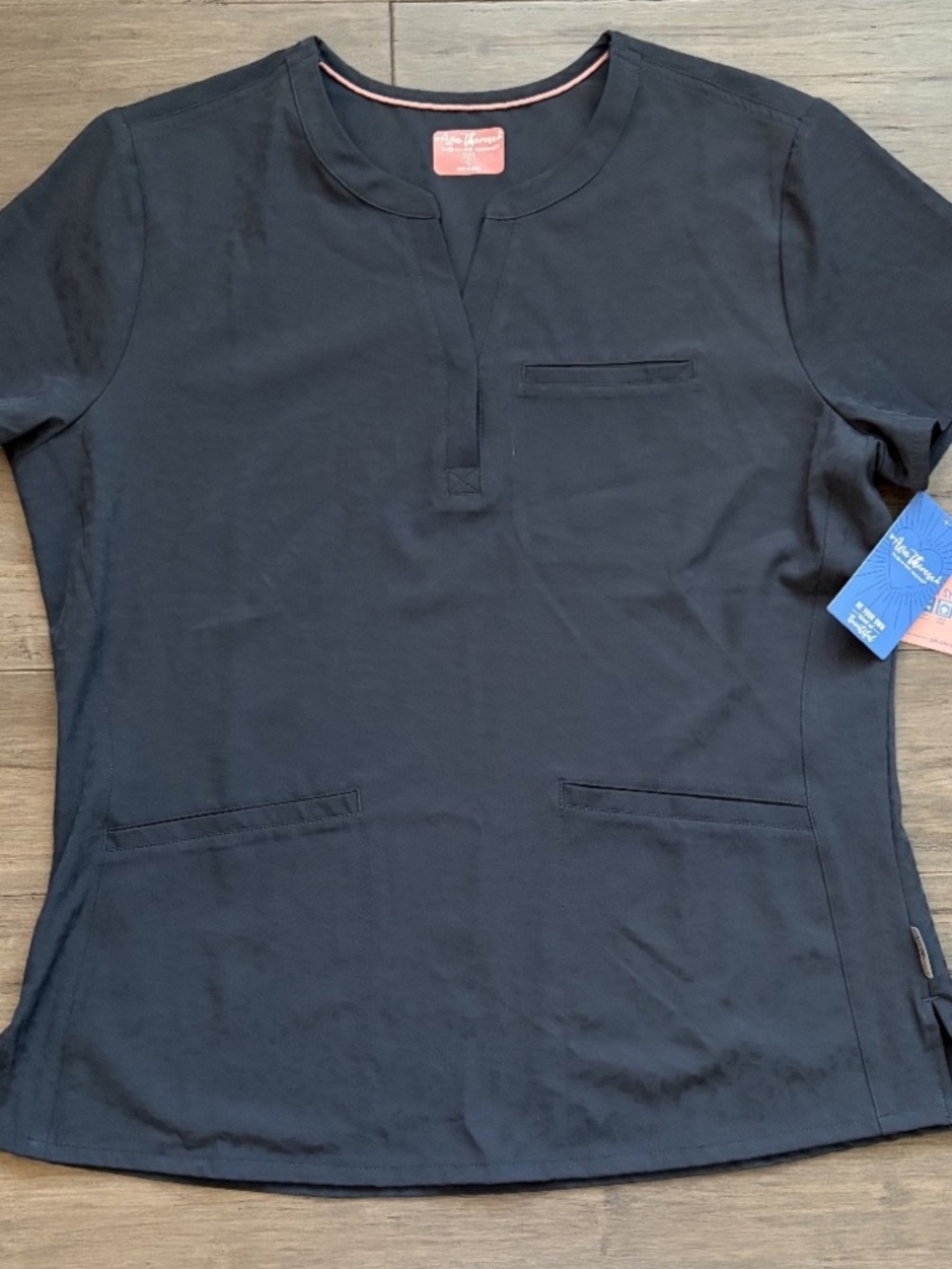 NWT Ava Theresa Scrub Uniform Top Women SM Black Animal Print Front Pockets